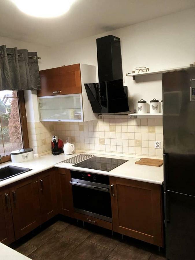 Dom Wakacyjny Przy Szlakach Turystycznych Jastrowie Esterno foto