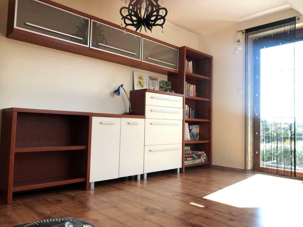 Dom Wakacyjny Przy Szlakach Turystycznych Jastrowie Esterno foto
