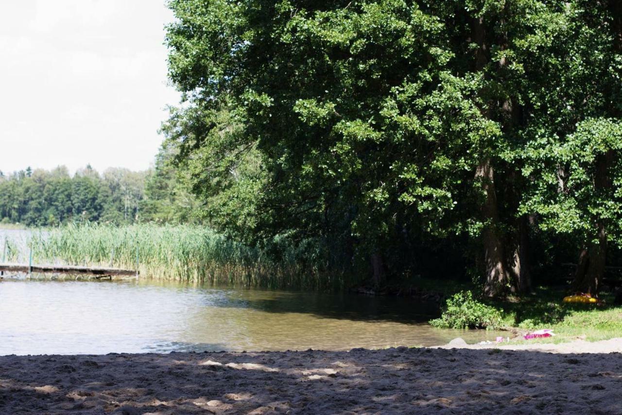 Dom Wakacyjny Przy Szlakach Turystycznych Jastrowie Esterno foto