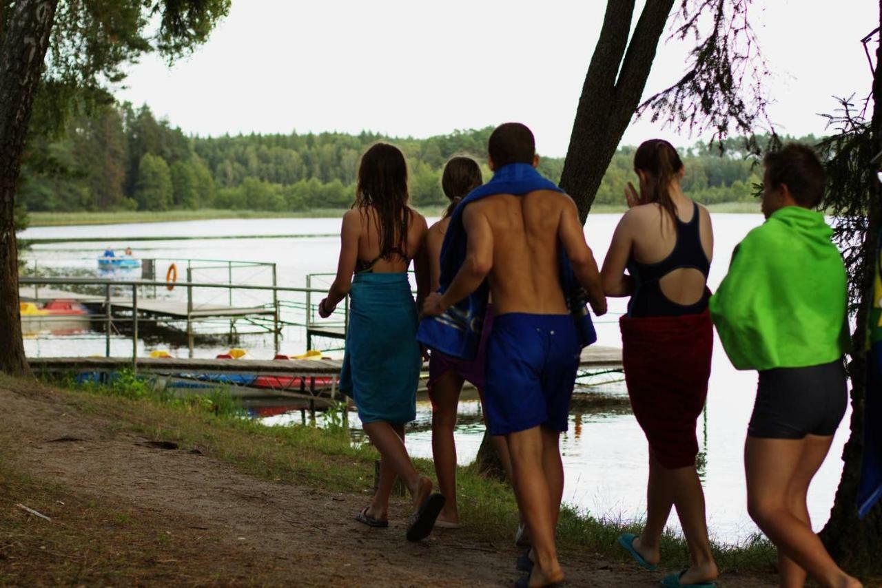 Dom Wakacyjny Przy Szlakach Turystycznych Jastrowie Esterno foto