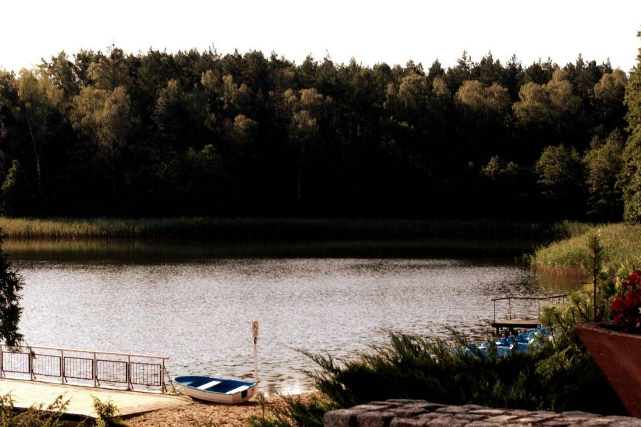 Dom Wakacyjny Przy Szlakach Turystycznych Jastrowie Esterno foto